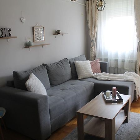 Apartment Cerska Mrb Belgrado Esterno foto