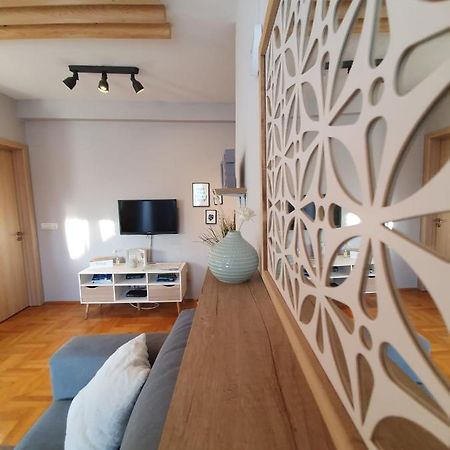 Apartment Cerska Mrb Belgrado Esterno foto