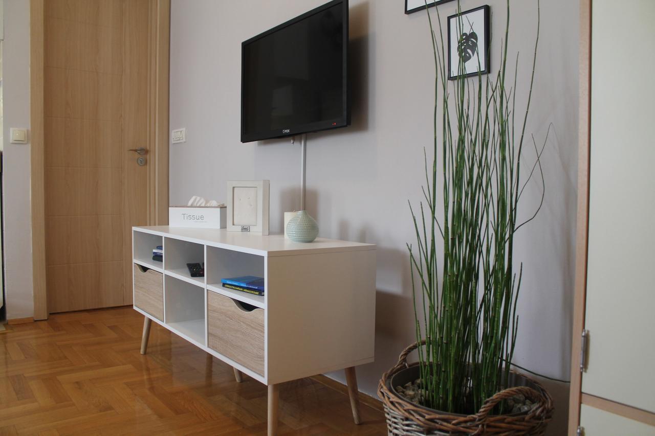 Apartment Cerska Mrb Belgrado Esterno foto