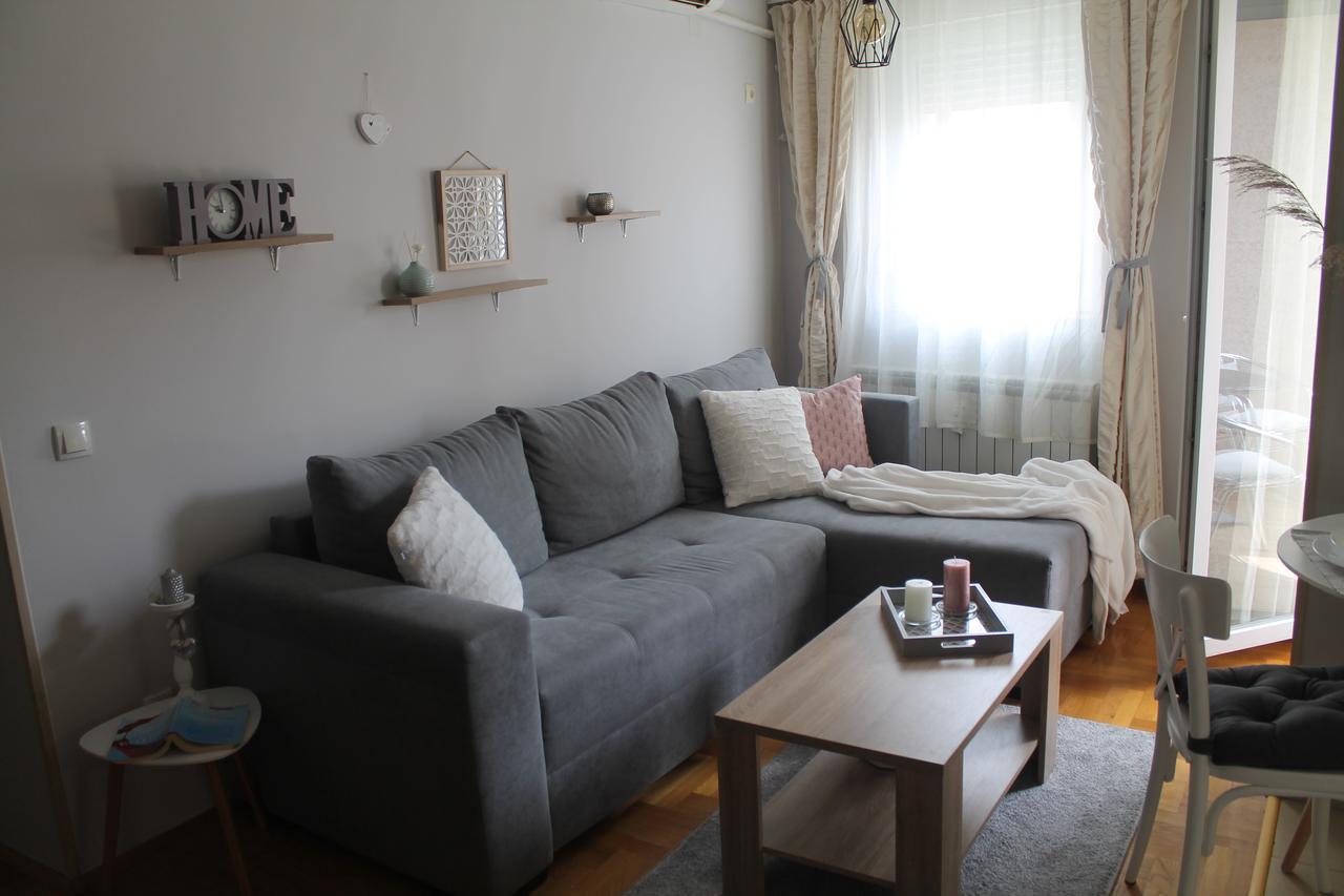 Apartment Cerska Mrb Belgrado Esterno foto