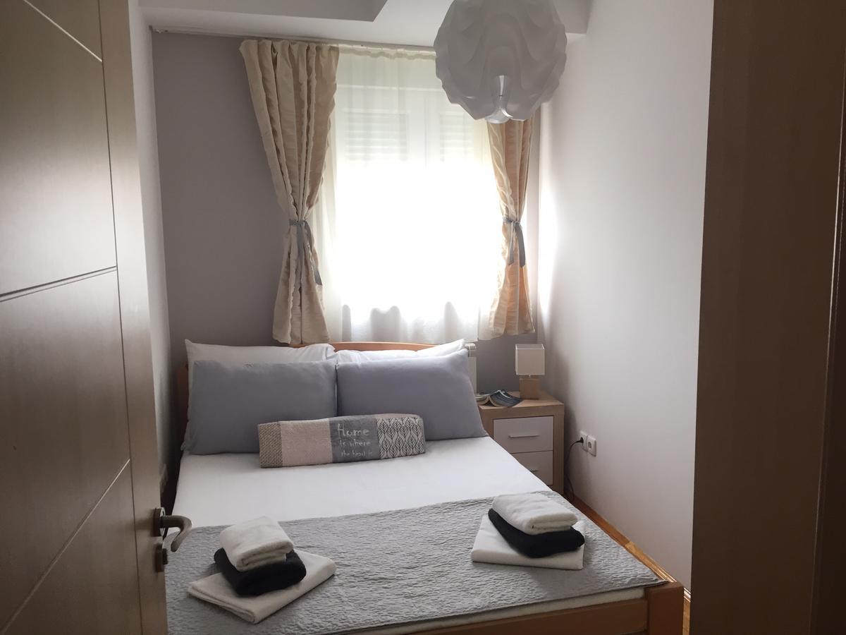 Apartment Cerska Mrb Belgrado Esterno foto